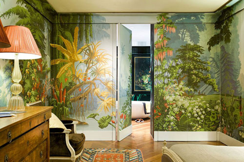 Seidentapete handgemalt de Gournay aus London England im Schlafzimmer